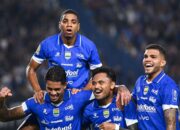 Persib Bandung Pesta Gol di GBLA, Madura United Tak Berkutik