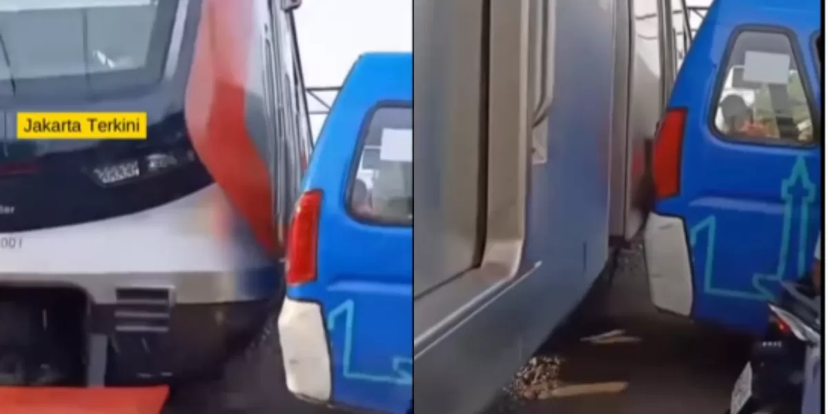 Angkot Nyaris Terserempet KRL di Tambora