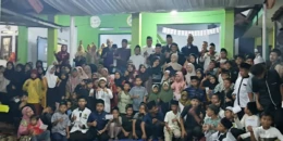 Nisfu Syaban, Ponpes Riyadhus Solihin Bantu Yatim dan Korban Banjir