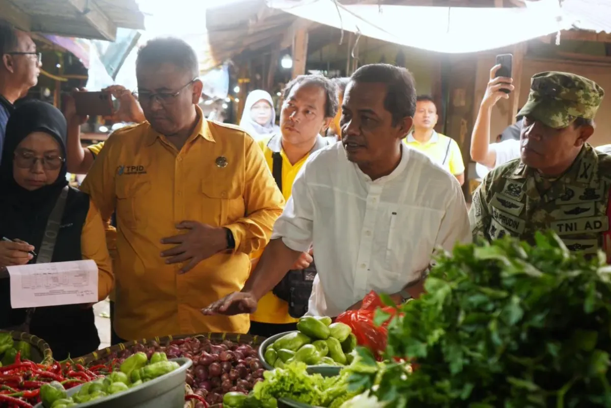 Sidak Pasar Jelang Ramadan, Pemkab Subang Jamin Stabilitas Harga Pangan