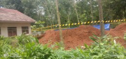 Protes Warga: BTS Belakang Sekolah di Pagaden Barat Ditolak karena Kekhawatiran Radiasi