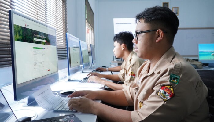 Bimbingan teknis dalam pengisian aplikasi