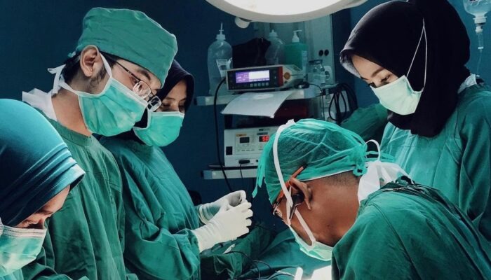 Kesiapan tenaga kesehatan, Encep menilai Kabupaten Subang sebenarnya memiliki potensi sumber daya manusia yang cukup