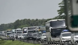 Tol Cipali Mulai Padat, Sinyal Awal Puncak Arus Mudik Lebaran 2026