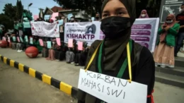 Viral Chat Ortu Mahasiswa FH UI Usai Kasus Pelecehan, Permintaan Tak Ada DO Disorot