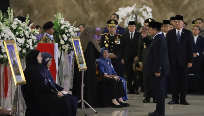 Penghormatan Prajurit TNI Gugur di Lebanon, Presiden Prabowo Pimpin Prosesi Haru di Soetta