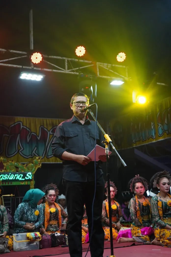 Wabup Subang Gaungkan Cinta Budaya hingga Ekonomi Rakyat di Gelaran Panggung Bajidor