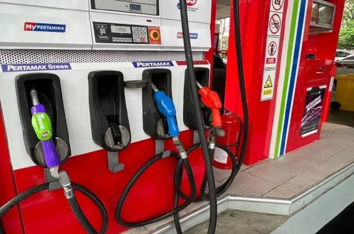 Harga BBM Nonsubsidi di Persimpangan: Sinyal Bahlil Buka Ketidakpastian di Tengah Lonjakan Minyak Dunia