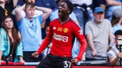 Kobbie Mainoo Dipinggirkan, Legenda MU Peringatkan: Bisa Jadi Monster Jika Dilepas