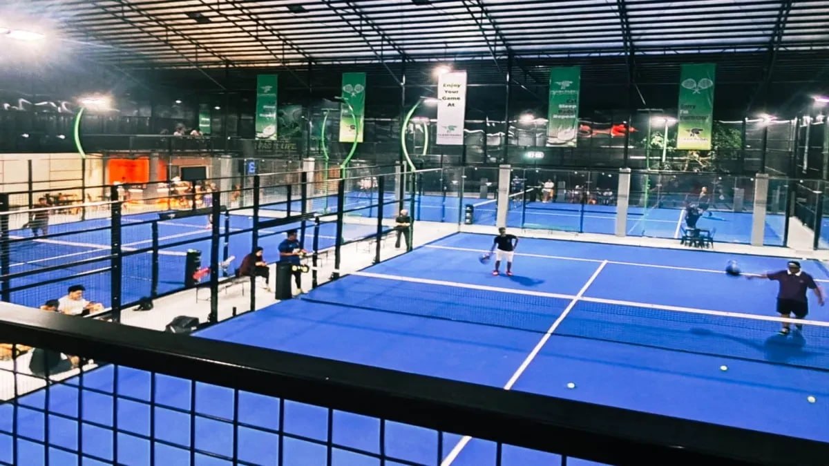 Flash Padel Lapangan Pertama di Subang, Tawarkan Fasilitas Lengkap