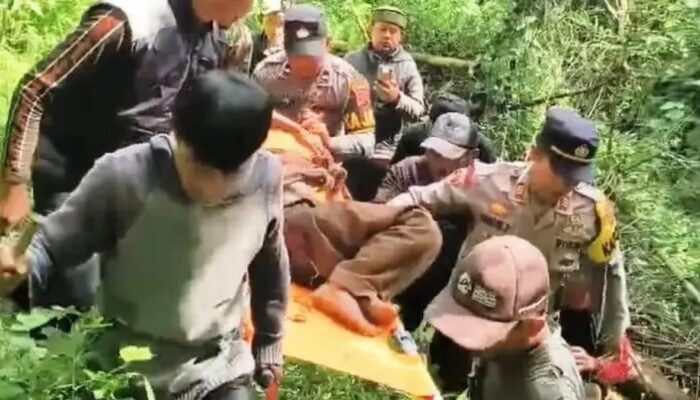 Tiga Hari Hilang, Lansia Subang Ditemukan Lemas di Dasar Jurang