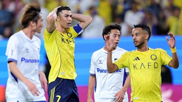 Ronaldo Kembali Puasa Gelar Asia! Al Nassr Tersungkur di Tangan Gamba Osaka