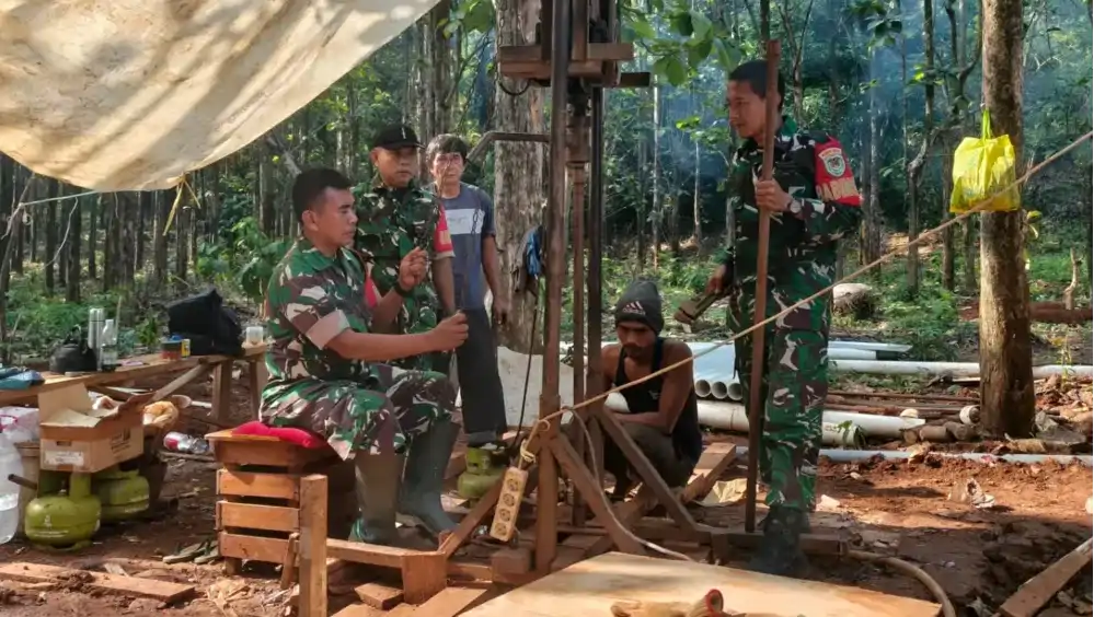 Jeritan Warga Sukahurip Akhirnya Didengar! TNI Turun Gunung Bor Sumber Air di Tengah Ancaman Kemarau