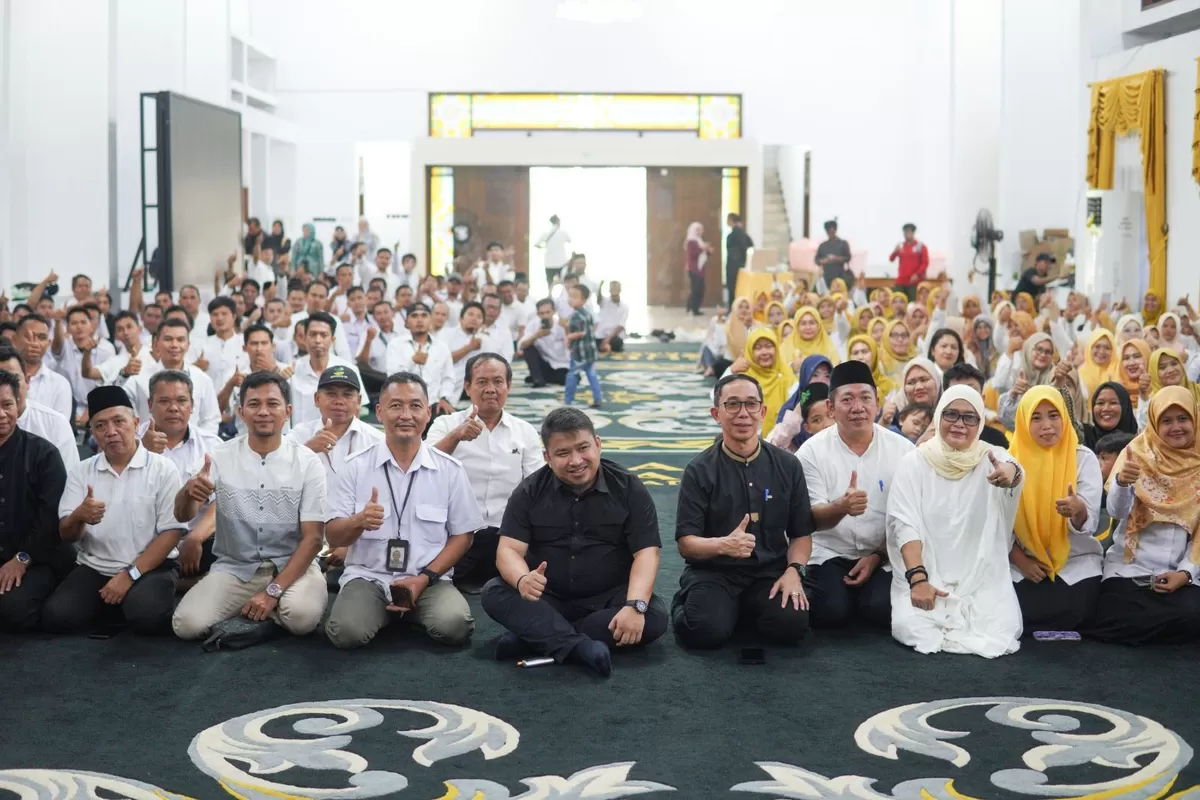 Tangis Haru Pecah! 196 Pendamping PKH Subang Resmi Jadi PPPK, Kang Rey: Pengabdian Kalian Akhirnya Terbayar