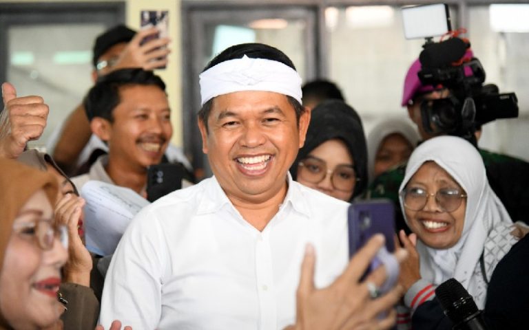 KDM Tawari Sopir Angkot di Lembang Beralih Jadi Pengemudi Truk Sampah