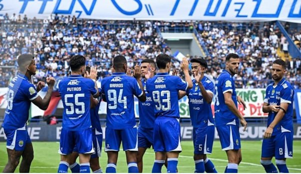 Dramatis! Persib Bandung Bangkit dari Ketertinggalan dan Hancurkan Bhayangkara FC 4-2 di Lampung
