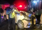 Ngeri! Minibus Ugal-ugalan Seruduk Ambulans dan 4 Motor di Sukabumi, Sopir Diduga Mabuk Obat