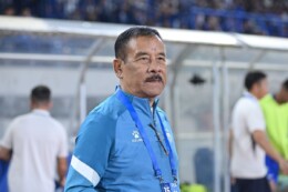 Jelang Lawan Persija, Umuh Muchtar Minta Persib Tampil Habis-habisan