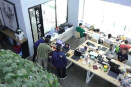 Mirip Startup Teknologi, Kita Intip! Kantor Judi Online Yang Punya Leader hingga Ruang Istirahat Mewah