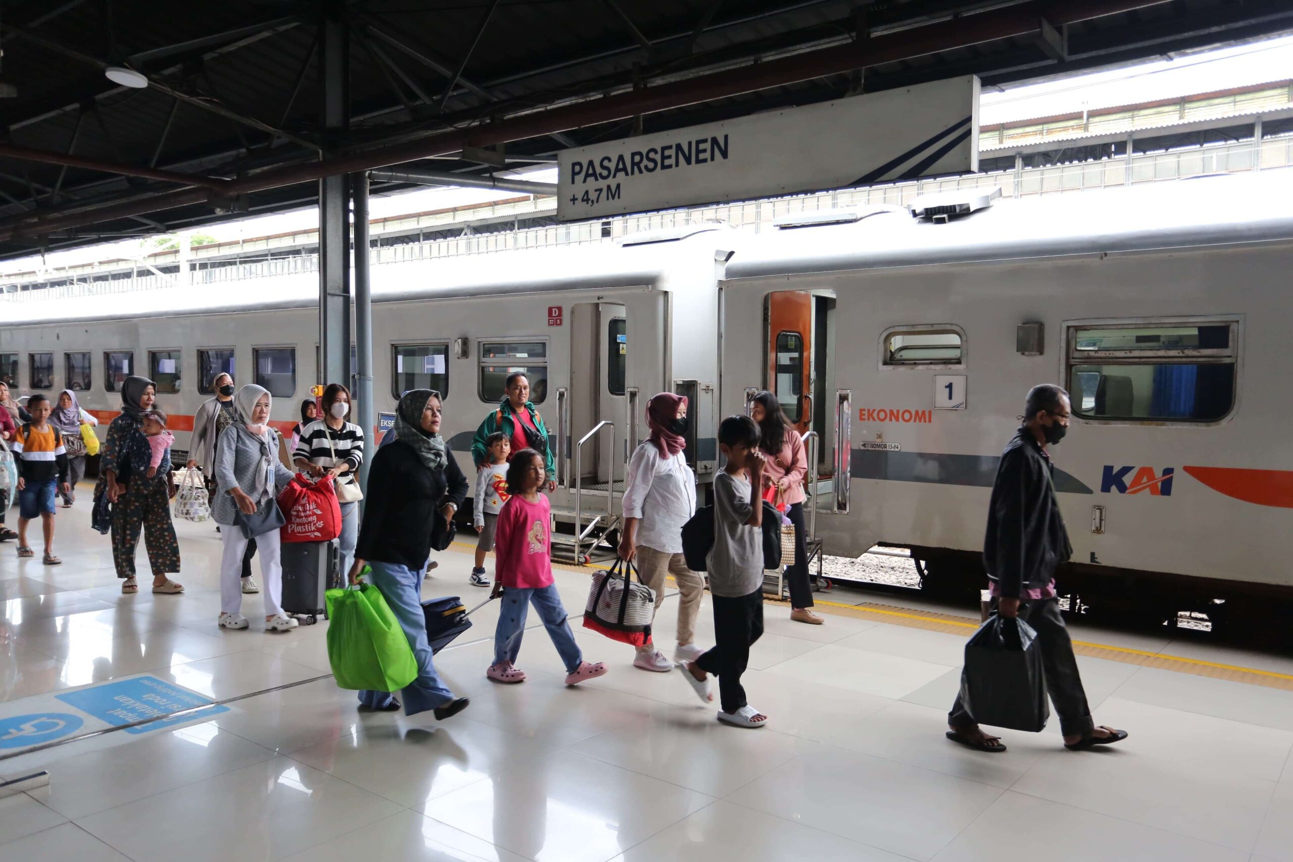 Libur Sekolah, KAI Hadirkan Pilihan Perjalanan Hemat Lewat 13 Kereta Bersubsidi