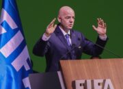 FIFA Ikut Campur? Jelang Pemilu Real Madrid, Infantino Terang-Terangan Kirim Sinyal Dukungan untuk Florentino Perez!