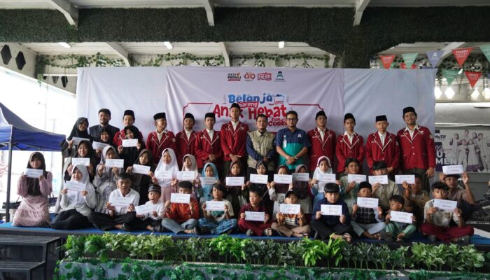 Assyifa Peduli dan Amanda Supermarket Subang Hadirkan Kebahagiaan untuk Anak-anak Yatim