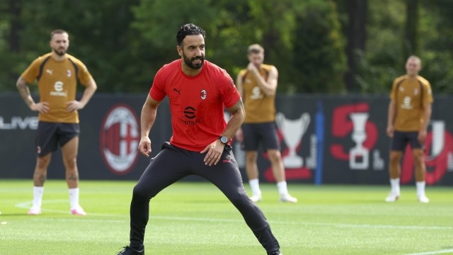Ruben Amorim Mulai Bentuk Wajah Baru AC Milan, Filosofi Permainan Rossoneri Mulai Berubah