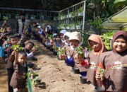 Muharram Fest 1448 H: Assyifa Peduli Ajak 100 Anak Yatim Berpetualang ke Sindang Reret Lembang 
