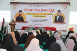 Stadium General Institut As-Syifa, dr. Encep Sugiana Bekali Mahasiswa Baru Menjadi Generasi Penerus Bangsa