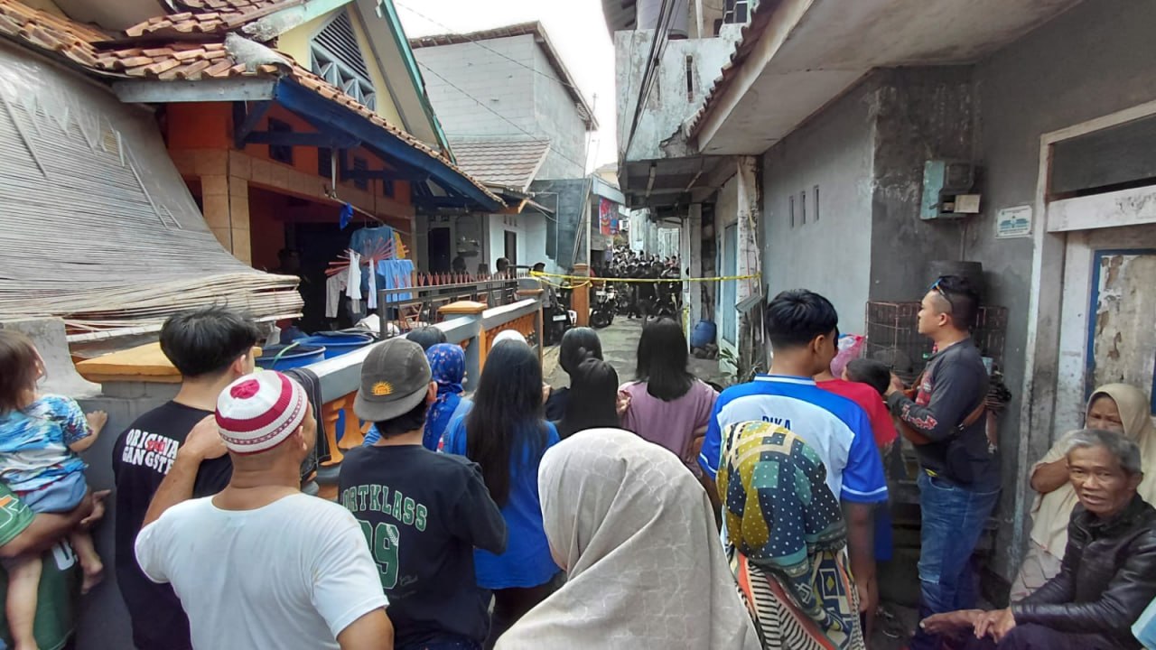 Densus 88 Geledah Rumah Pedagang Es Teh di Tasikmalaya, Buntut Ledakan di Dadaha