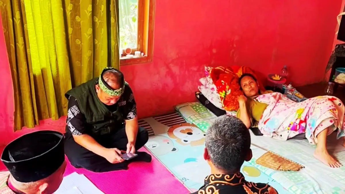 Ibu Dedeh Bertahan 4 Tahun Melawan Kanker, Akhirnya Dapat Bantuan dari BAZNAS Subang