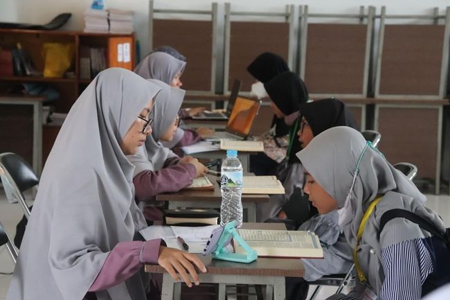 As-Syifa Boarding School Buka Beasiswa Khusus Warga Subang