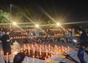 Aksi 1.000 Lilin, Ribuan Ojol Gelar Doa Bersama