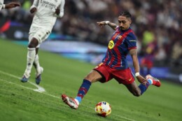 Raphinha Jadi Nomor 9, Barcelona Kembali Buktikan Tradisi Ubah Peran Bintang