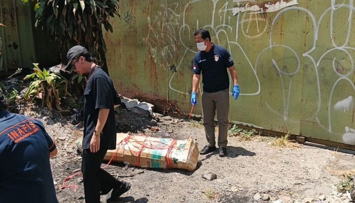 Geger! Penemuan Mayat Terbungkus Kardus di Bacip Bandung