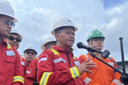 Menko Bahlil Pangkas Ekspor Gas ke Singapura, Tegaskan Indonesia Tak Langgar Kontrak