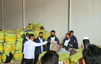 Bareskrim Polri Bongkar Gudang Pakaian Bekas Impor Ilegal di Subang, Kerugian Ekonomi Ditaksir Rp15 Miliar